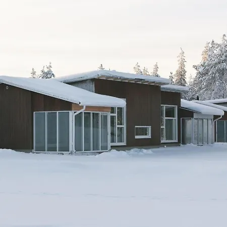 Club Kuusamon Tropiikki Superior شقة